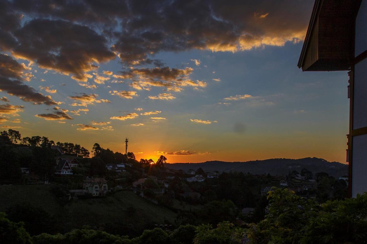 Apartamento Para Temporada No Alto Do Capivari กังโปสดูจอร์เดา ภายนอก รูปภาพ