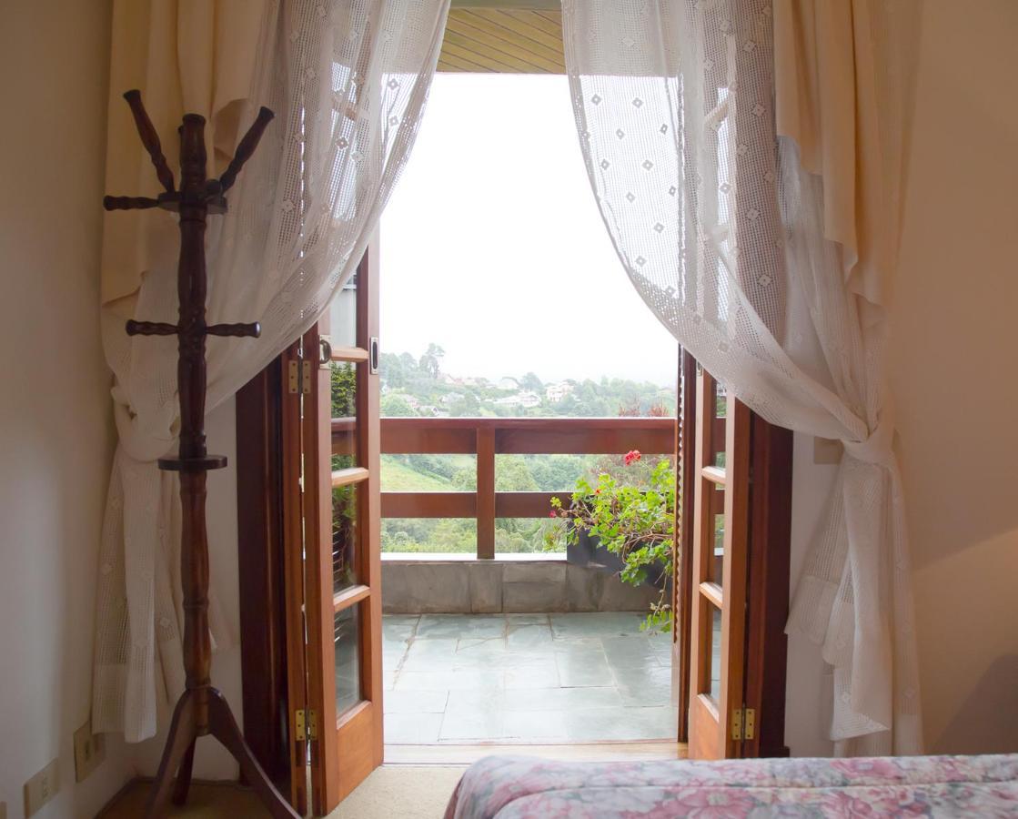 Apartamento Para Temporada No Alto Do Capivari กังโปสดูจอร์เดา ภายนอก รูปภาพ