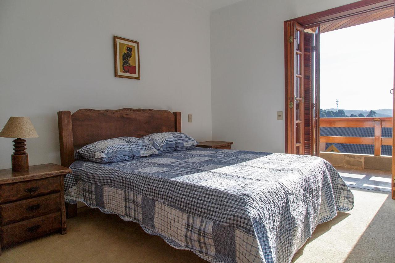 Apartamento Para Temporada No Alto Do Capivari กังโปสดูจอร์เดา ภายนอก รูปภาพ