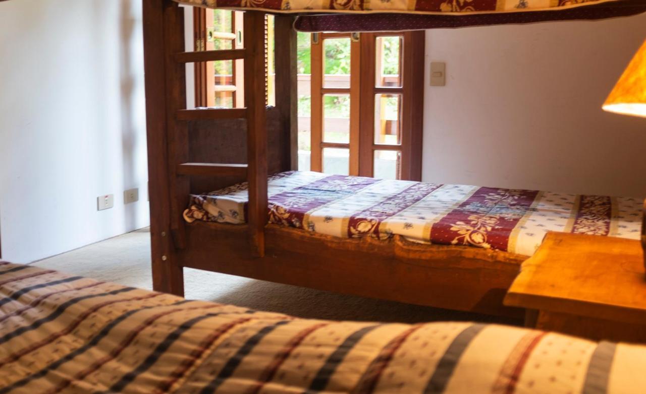 Apartamento Para Temporada No Alto Do Capivari กังโปสดูจอร์เดา ภายนอก รูปภาพ